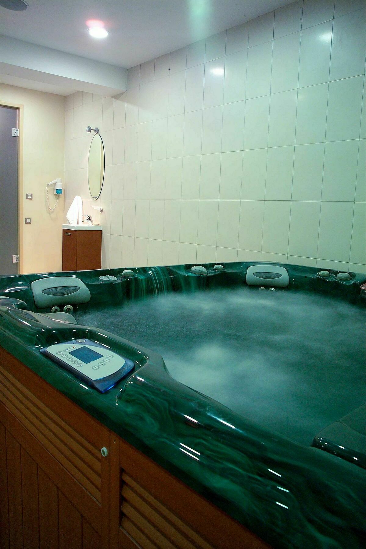 Efplias Hotel Apartments Piraeus Buitenkant foto